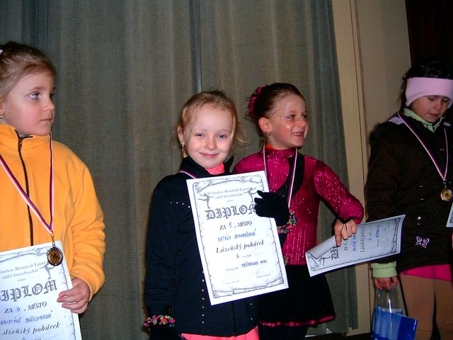 vyhlášení výsledků  - Natálka, Kristýnka