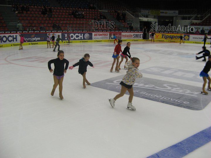 volné bruslení -Maruška, Zuzanka,Kristýnka